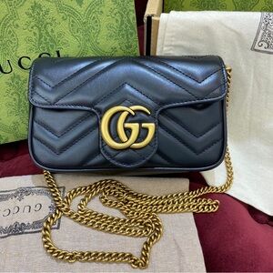 Gucci GG Marmont Black Matelassé Leather Shoulder Bag